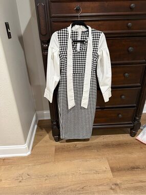 Houndstooth Tie-Neck Midi Dress in Black and White